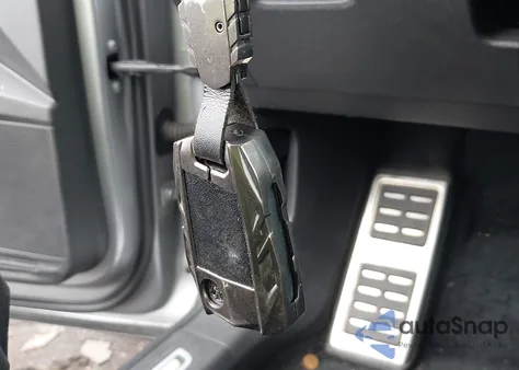 2021 Volkswagen Tiguan 2.0T Se/2.0T Se R-Line Black/2.0T Sel from USA, damaged, VIN 3VV2B7AXXMM063067